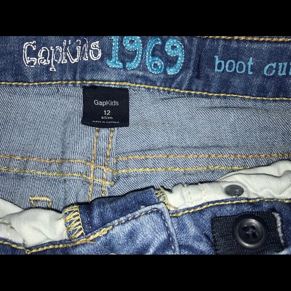 Girls GapKids bootcut Jeans - Picture 3 of 4